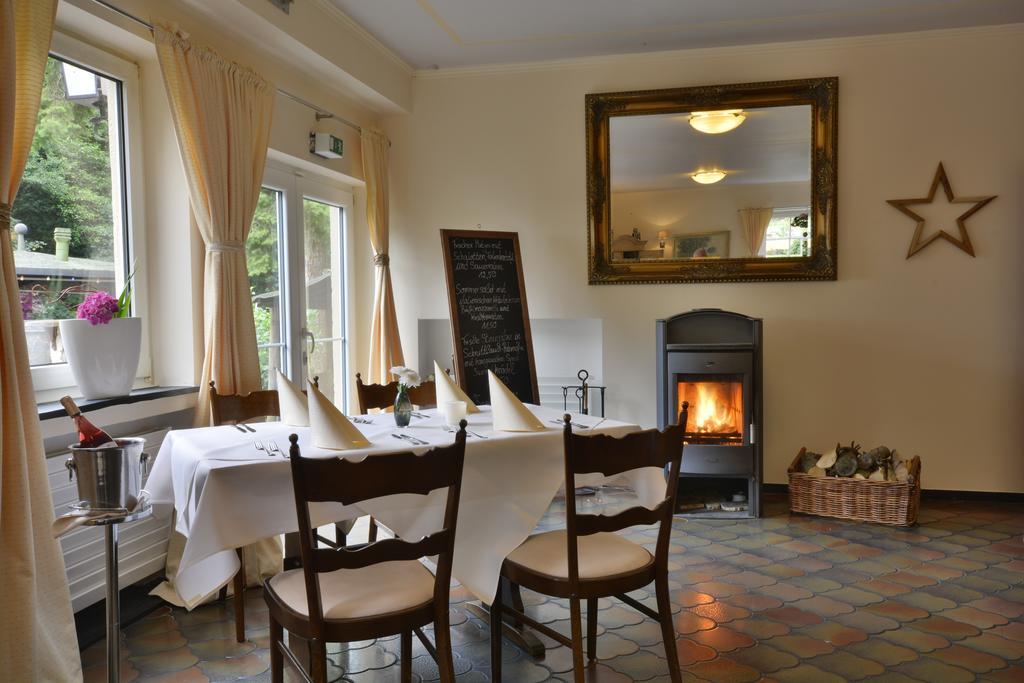Waldhotel Im Wiesengrund Hürtgenwald Eksteriør billede